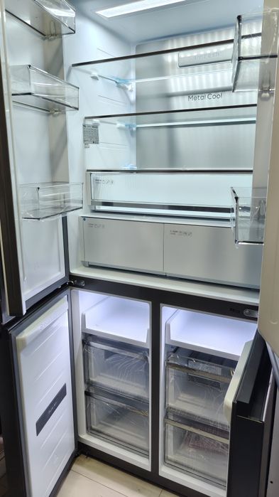 Side by Side TCL RC521CXE0, 521 l, No Frost, Zona Convertibila,Inox ,NOU Gr. 2 ani