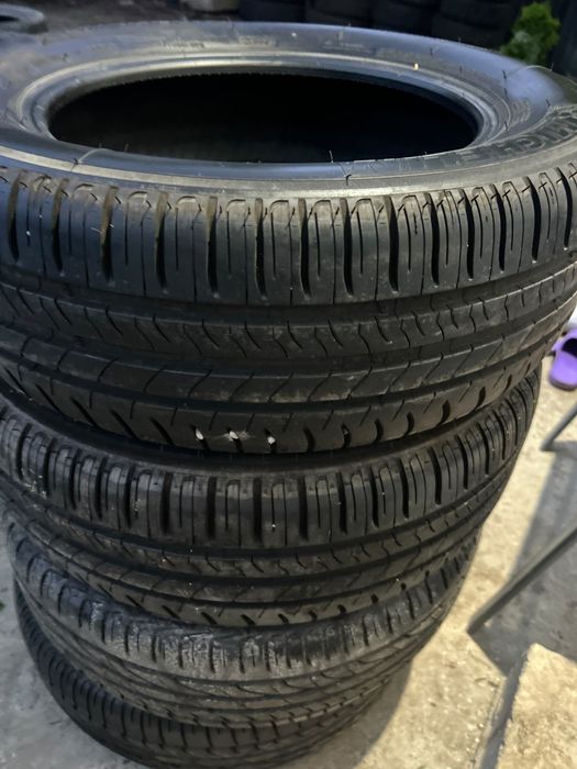 205 60 16 Kumho,Michelin
