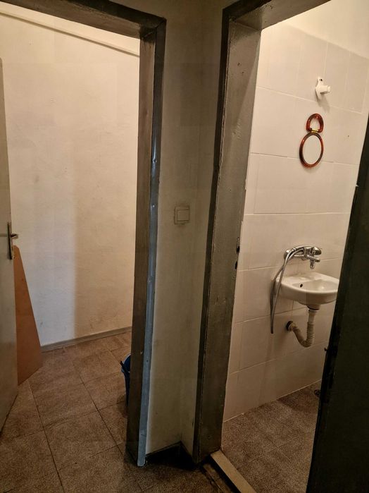 Дава се под наем Магазин в Бургас, Възраждане - 30 кв.м за 174.42 € - Снимка #2