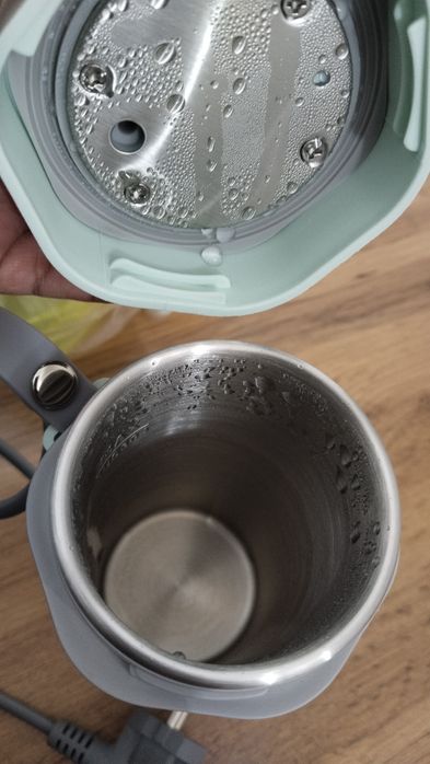 Термос с подогревом