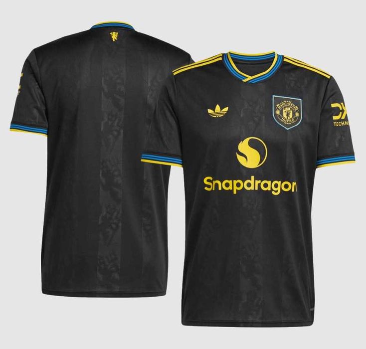 Оригинална adidas Manchester United тениска 2025/26