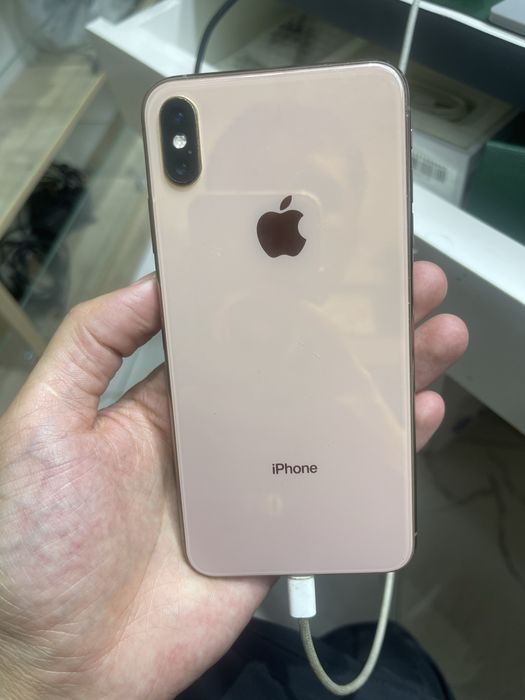Срочно продас iphone xs max