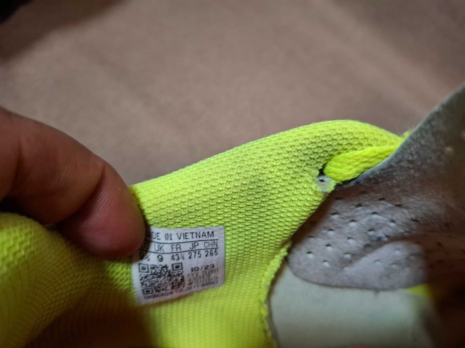 Футболни бутонки 44,1/2