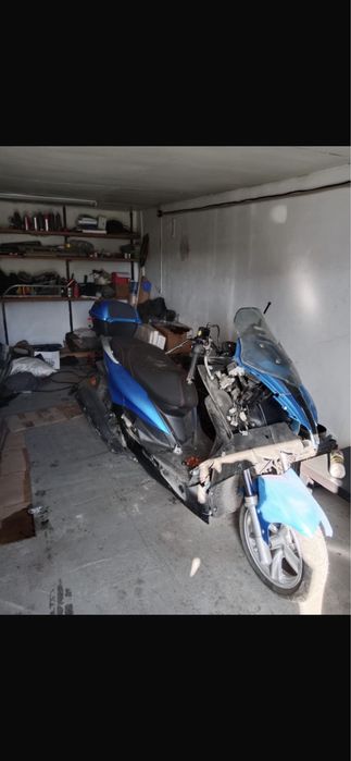 Продам скутер Валексин обьем 150