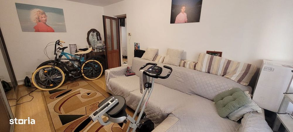 Vand apartament cu 3 camere pe Strada Fanionului, Craiter — fotografia 3