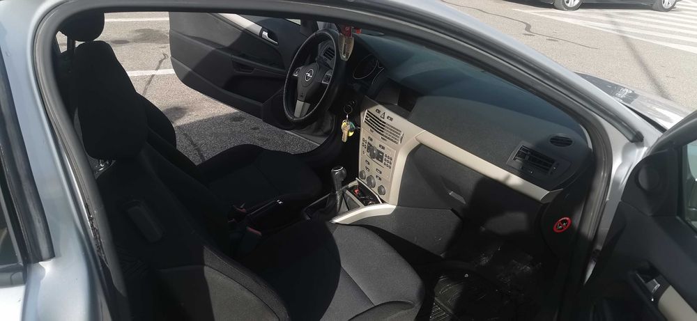 Opel Astra H GTC