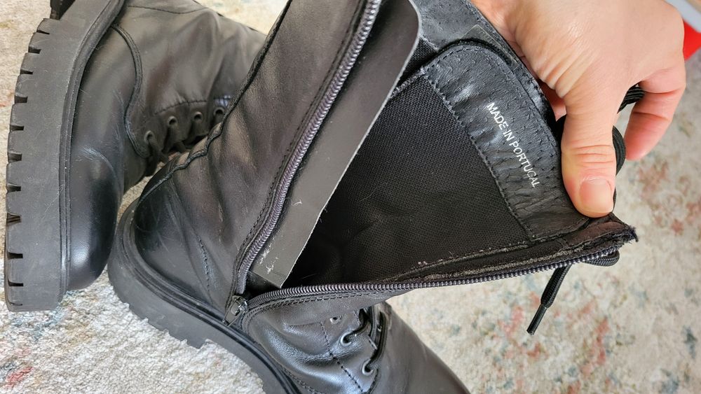 Ghetute negre pana la glezna