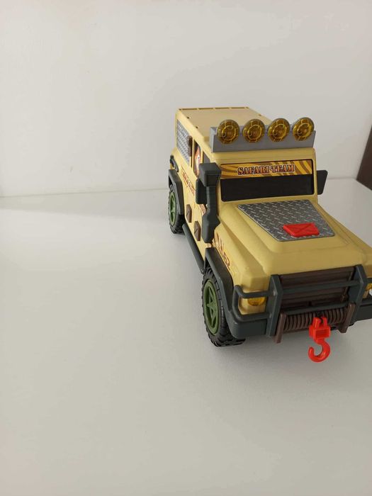 Masina de jucarie Jeep Safari Offroader Team Dickie Toys 33 cm
