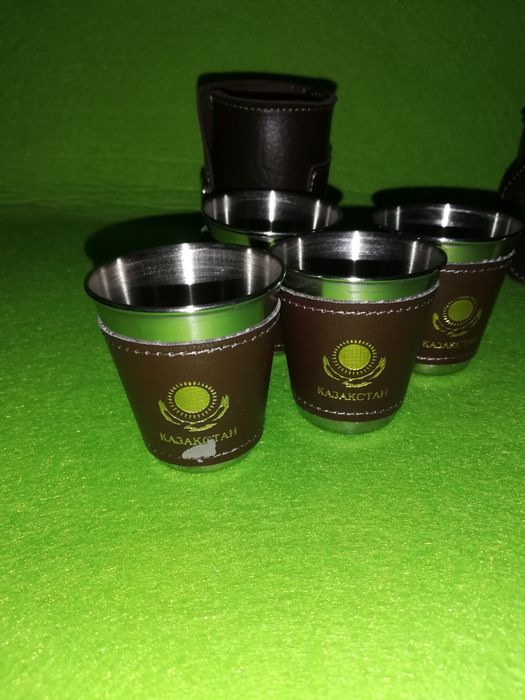 Фляшки рюмки для одыха