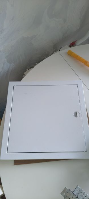 Продам люк 40×40 см