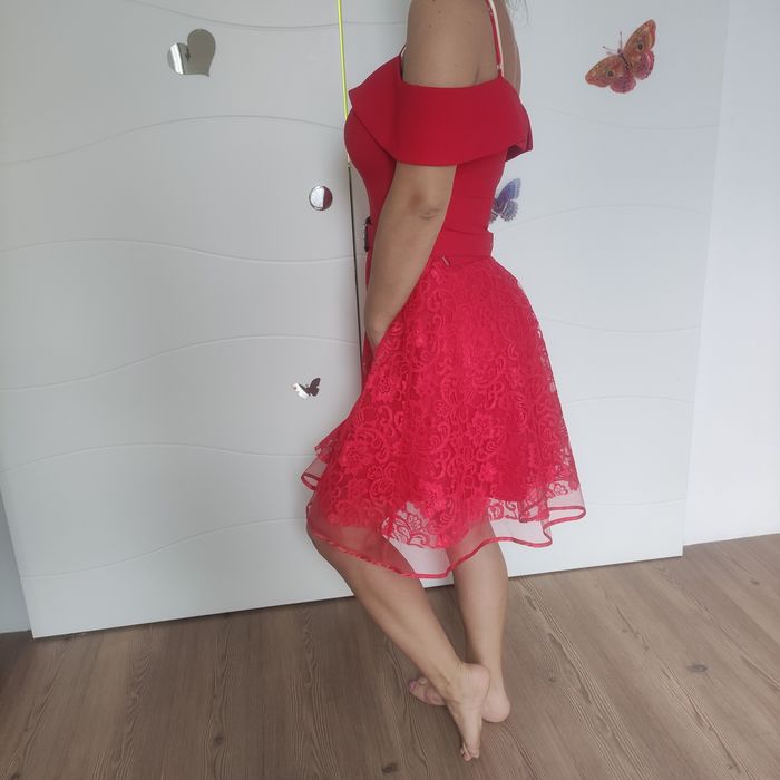 Rochie eleganta roșie  40