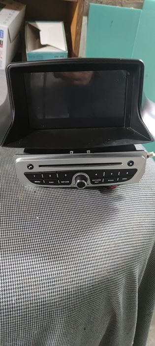 Навигация за Рено Меган 3