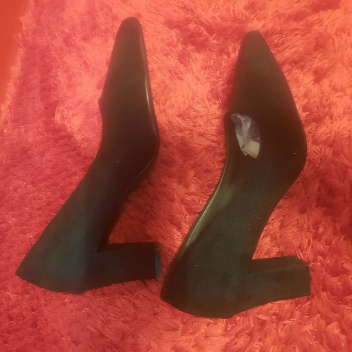 Велурени черни обувки,зимни боти