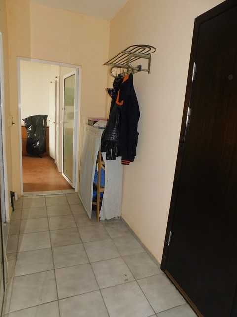 Продава се Двустаен апартамент в Търговище, Запад 2 - 44 кв.м за 1154 €/кв.м - Снимка #2