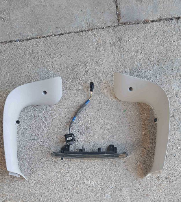 Задно стъкло за Рено Зое и аксесоари