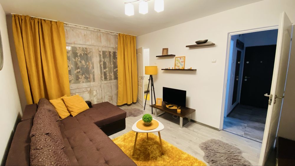 Inchiriez garsoniera Petrosani-Centru