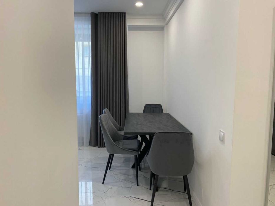 Дава се под наем Двустаен апартамент в София, Кръстова вада - 55 кв.м за 450 € - Снимка #3