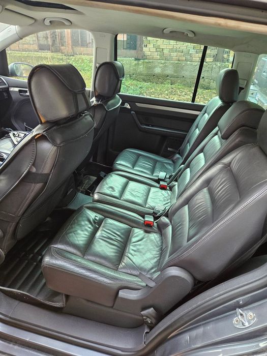 На части VW Tauran Фолксваген тауран 2.0 TDi 2004
