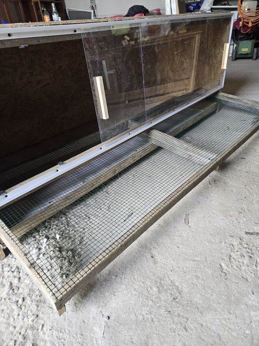 Maternitate pui gaina, prepelite, rate etc