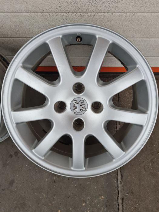 Оригинални джанти за ПЕЖО СИТРОЕН PEUGEOT CITROEN R16 4x108 ET28 6.5J