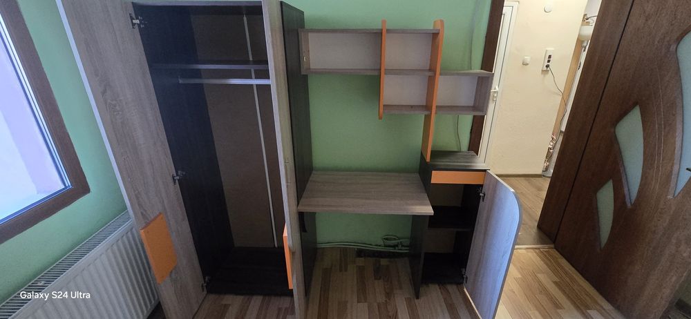 Бюро + 2бр. легла