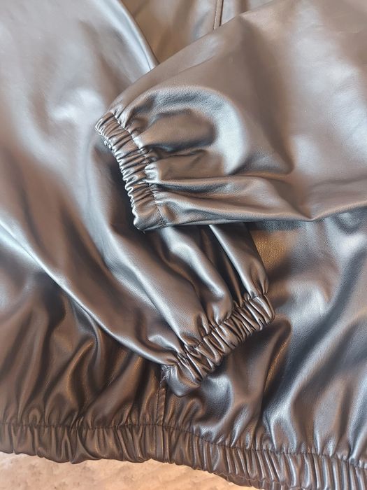 Продам кожаную худи