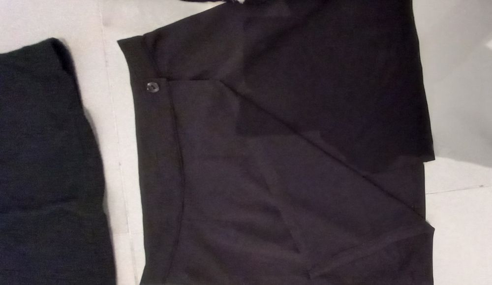 Lot fuste și pantaloni scurți