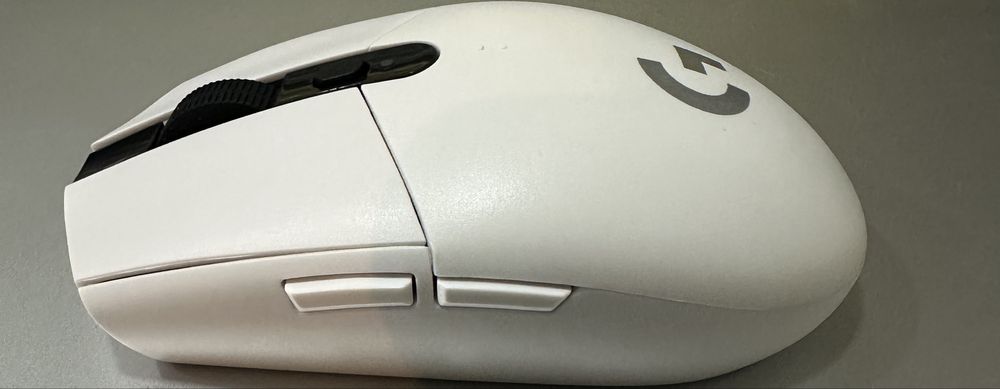 Продам Logitech G304 — новая