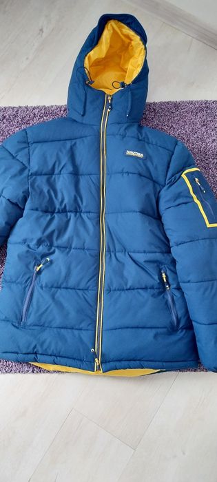 Продава се зимно мъжко яке NAUTICA размер М
