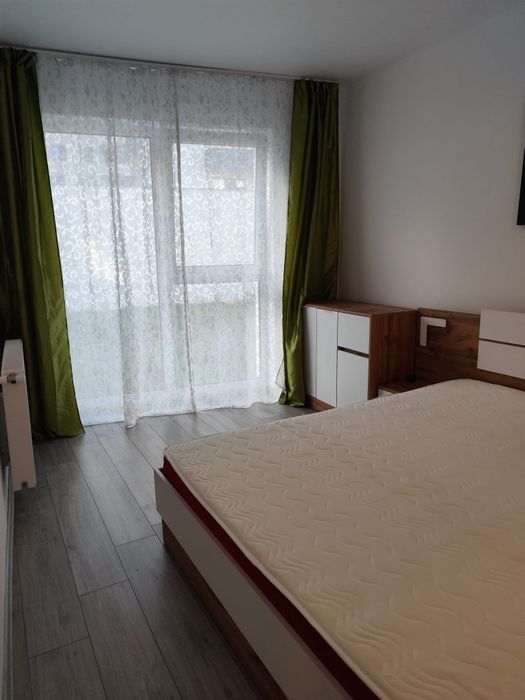 Închiriez apartament cu două camere in Cluj.
