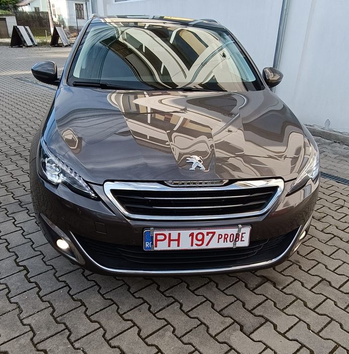 Peugeot 308 2015 / 11 Euro 6 Led Navi Panoramic 1.6 Hdi  120 cp 6+1 trepte
