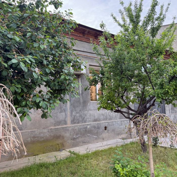 У́рикзор Мечеть Дом Участок 6 соток 200 м² 6 комнат по срочной цене