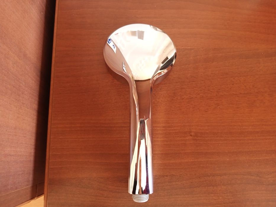 Продам новую лейку для душа.