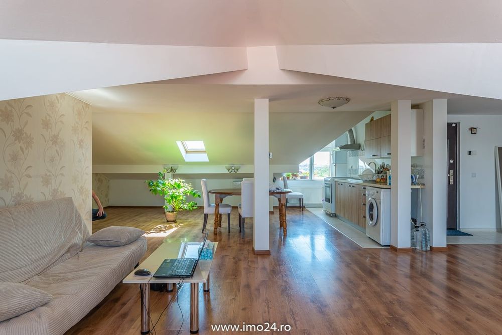 Apartament 4 camere, 204 mp + parcare, negociabil, rog seriozitate