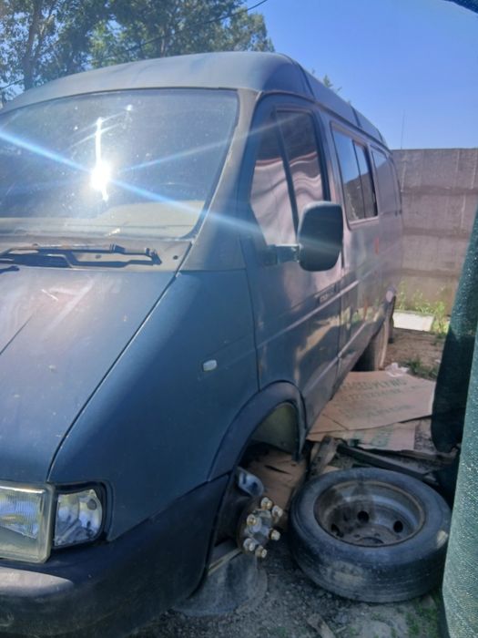 Продам Газель на запчасти