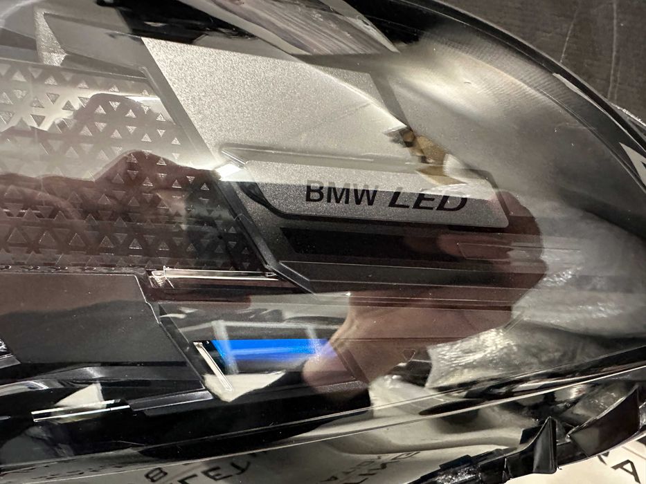 Фар фарове LED ляв BMW X5 G05 X6 G6 LCI far farove БМВ Х5 Г05 Х6 Г06