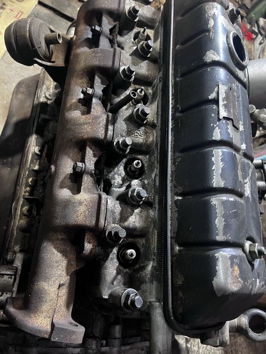 Продаю двс газ 53