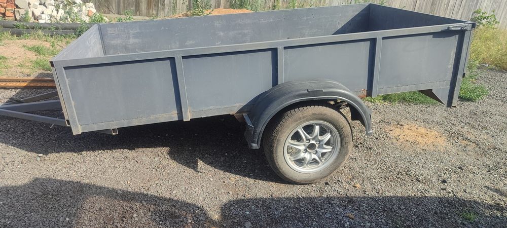 Прицеп легковой автомобиль