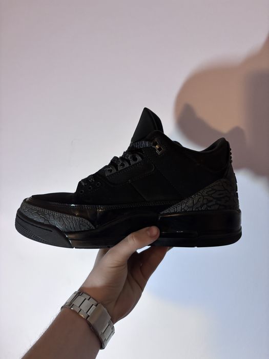 Jordan 3 Black Cat