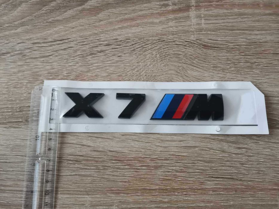 БМВ Bmw X7 M черна емблема лого