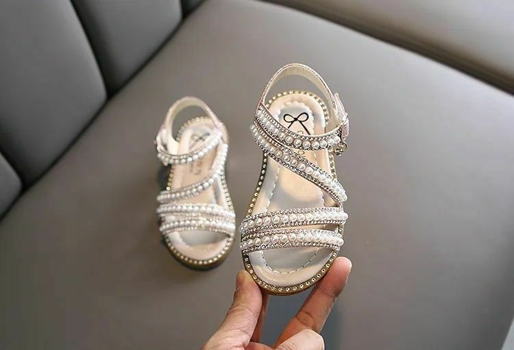 Sandale pentru fetițe