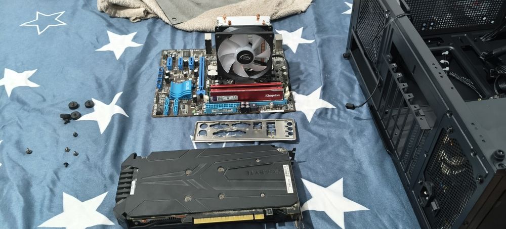 I7 2600 kit pl de baza , procesor și ram + video