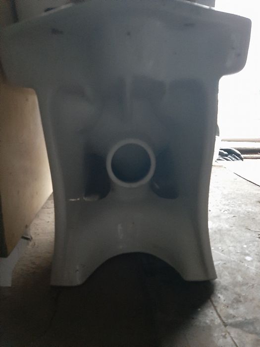 Продам современный унитаз