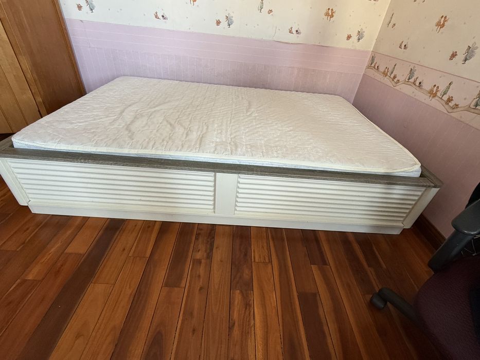 Продам детскую мебель