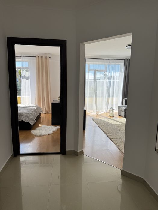 Inchiriez apartament in Reghin , B-dul Unirii,Bl.57 etaj 1