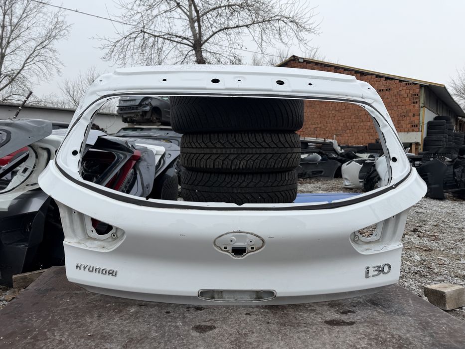 Капак Багажник Hyundai I30