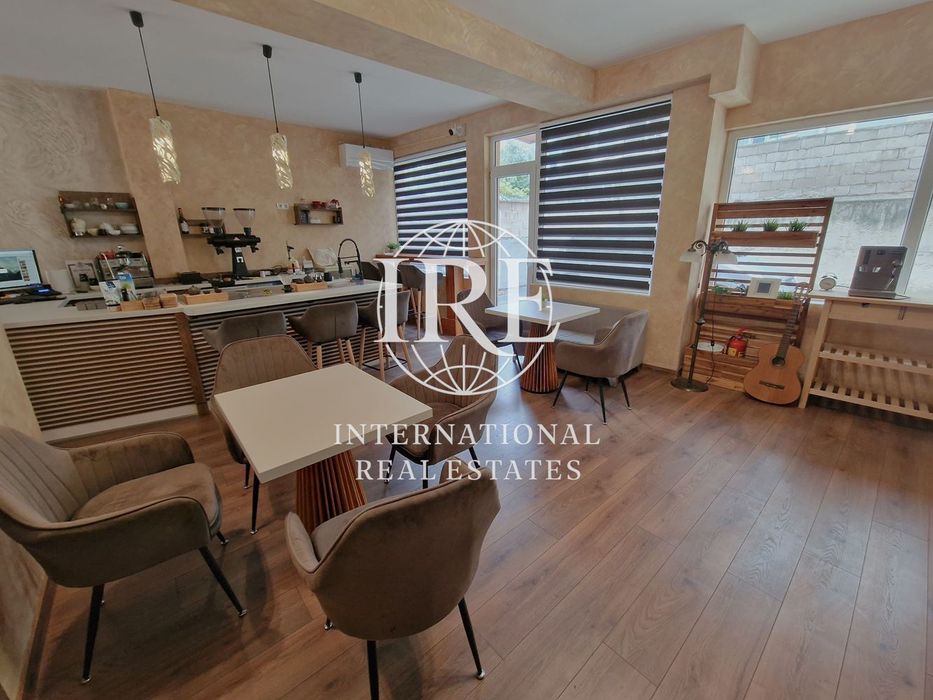 Търговско помещение за под наем! Top локация – идеален център! Чудесн