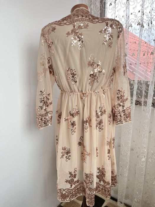 Rochie cu paiete marime M