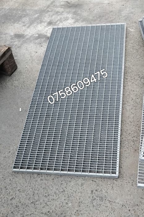 Grilaje-trepte zincate 120x24