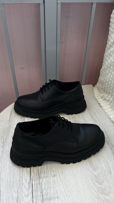 Zara Туфли черные 44